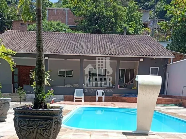 Imagem: Excelente Casa com Piscina em Várzea das