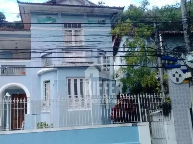 Imagem: Casa com 6 Quartos À Venda, 450 M² por