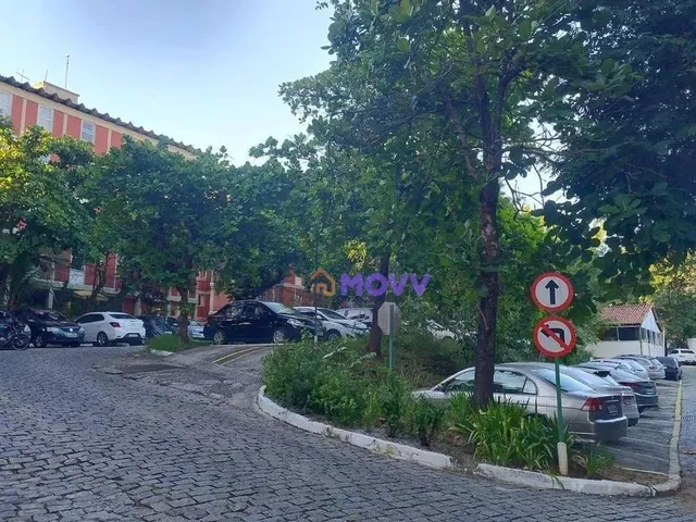 Imagem: O apartamento possui 2 Dormitórios, 1 Banheiro, 1 Vaga na