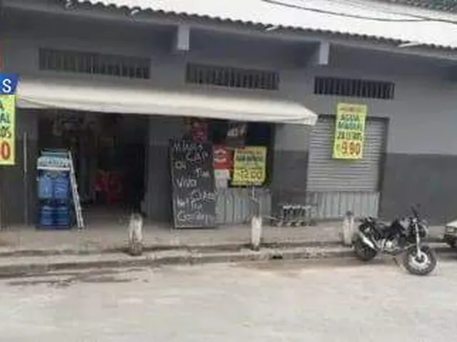 Imagem: Casa à venda no bairro Três Barras