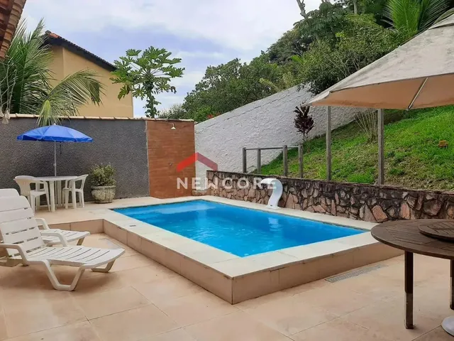 Imagem: Casa em Rua Py - Serra Grande - Niterói/Rj