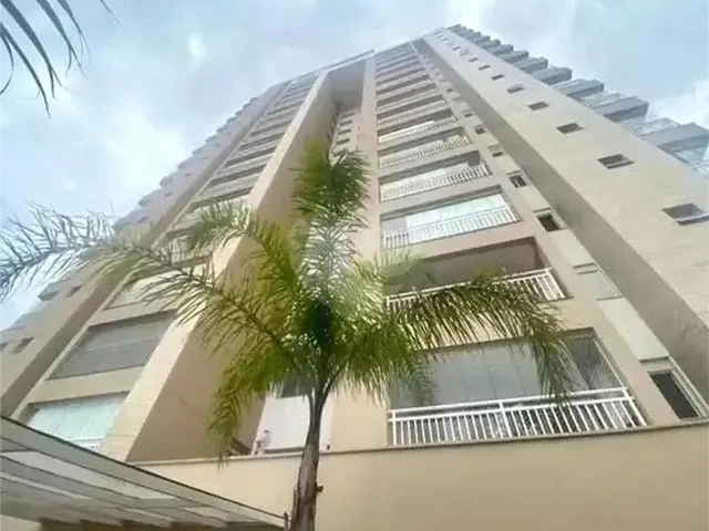 Imagem: Apartamento com 3 Quartos À Venda em Chora