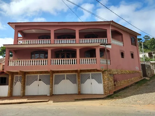 Imagem 1: Casa Triplex 3 Quartos - Teixeiras, Mg
