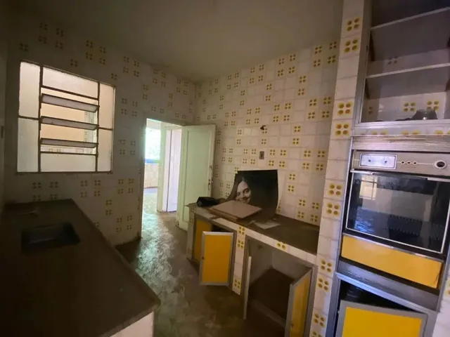 Imagem 8: Casa Ampla À Venda no Centro de Ponte Nova