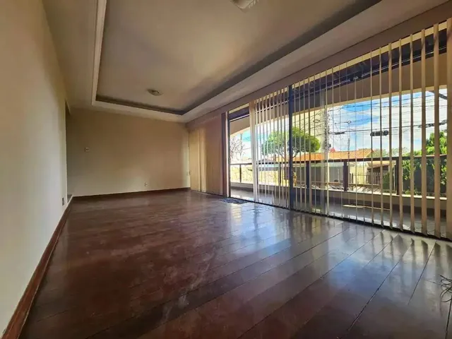 Imagem 6: Casa para Aluguel, 5 Quartos, 1 Suíte, 4 Vagas, Itapoã - Belo Horizonte/Mg