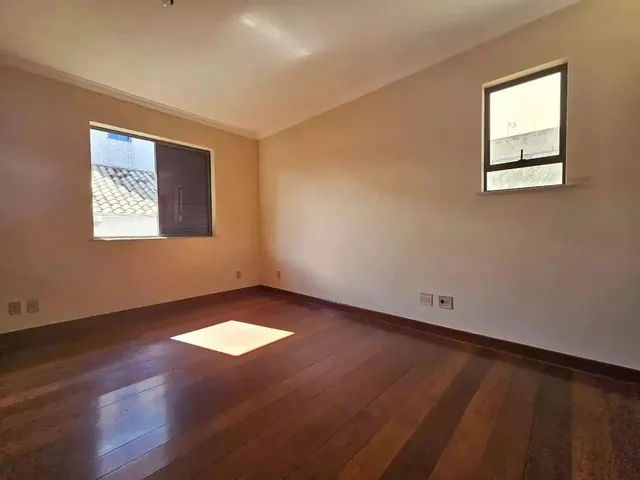 Imagem 3: Casa para Aluguel, 5 Quartos, 1 Suíte, 4 Vagas, Itapoã - Belo Horizonte/Mg