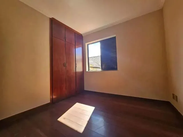 Imagem 7: Casa para Aluguel, 5 Quartos, 1 Suíte, 4 Vagas, Itapoã - Belo Horizonte/Mg
