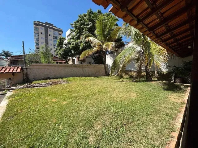 Imagem 1: Casa para Aluguel, 3 Quartos, 2 Suítes, 6 Vagas, Castelo - Belo Horizonte/Mg