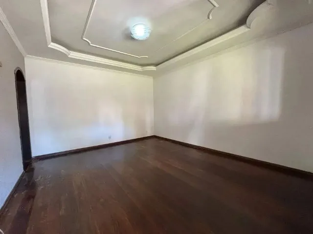 Imagem 12: Casa para Aluguel, 3 Quartos, 2 Suítes, 6 Vagas, Castelo - Belo Horizonte/Mg