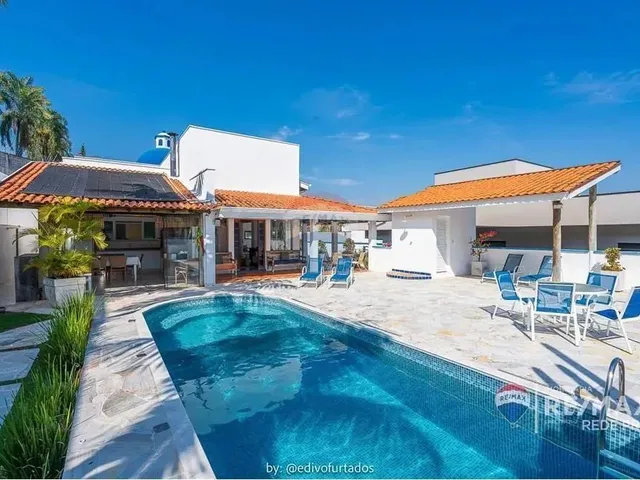 Imagem: Casa em Condomínio 3 Dorms, 1 Suíte, Piscina