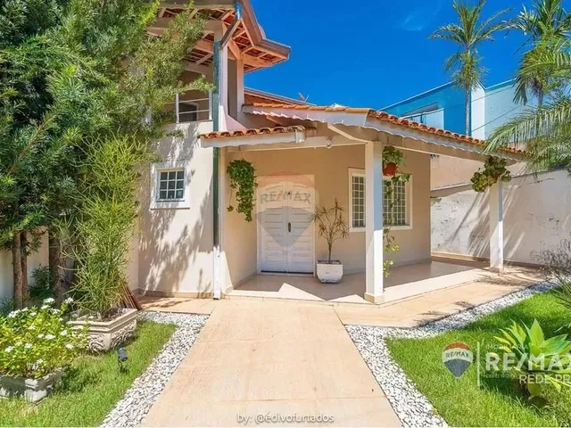 Imagem: Casa Á Venda no Centro de Vinhedo