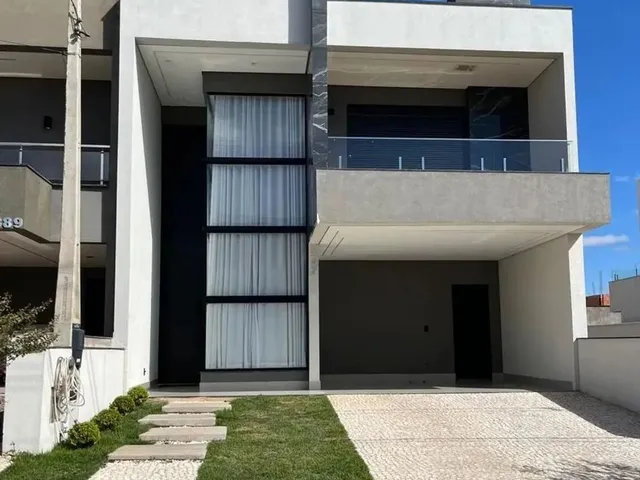 Imagem: A casa em condomínio possui 3 Dormitórios, 3 Suítes, 4