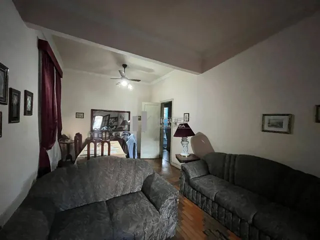 Imagem 6: Vendo Casa Duplex com Terraço na Alberto de Sequeira com 6 Quartos