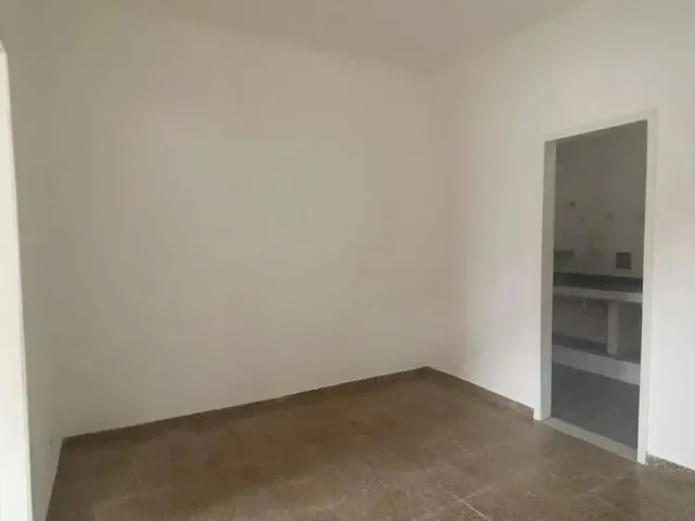 Imagem: Casa com 2 Quartos À Venda na Rua Conde