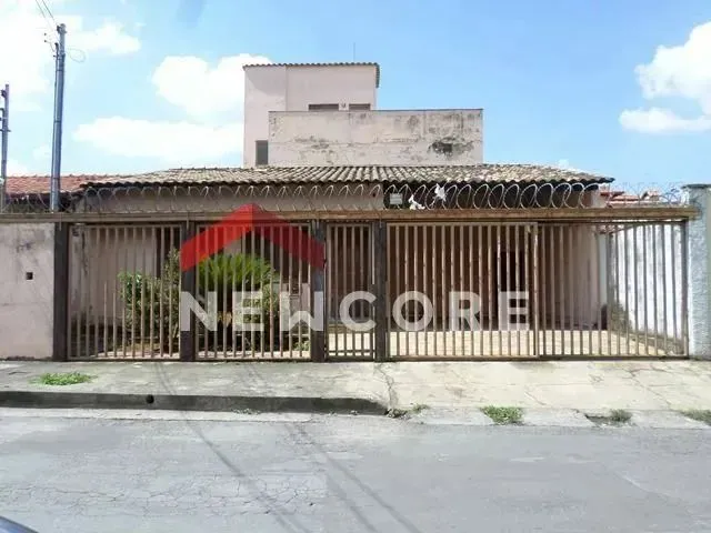 Imagem: Casa em Rua Dona Celuta Monteiro - Dona