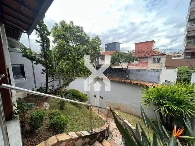 Imagem: Casa À Venda, 4 Quartos, 1 Suíte, 6 Vagas