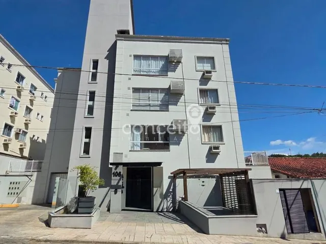 Imagem: Apartamento Semimobiliado com 2 Dormitórios