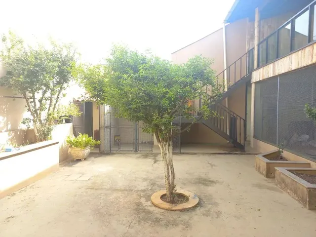 Imagem 7: Casa com 4 Quartos À Venda em Belo Horizonte