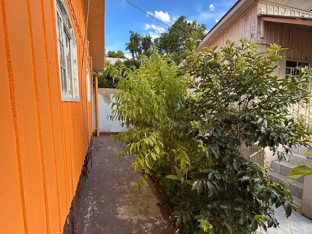 Imagem 15: Terreno com Duas Casas Perto da Renault