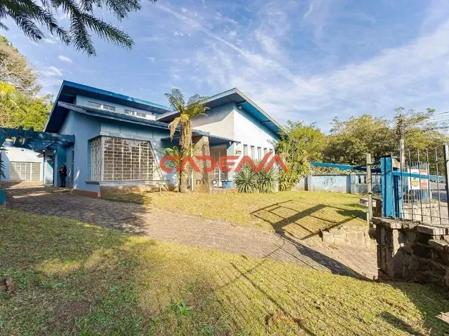 Imagem: Casa com 4 Quartos e 4 Vagas À Venda no