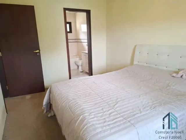 Imagem 7: Sobrado 03 Quartos C/Suíte, Ático, Churrasqueira, Mercês/São Francisco em Curitiba Pr