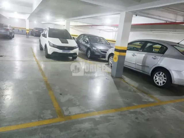 Imagem 3: Apartamento com Sacada na Atílio Bório