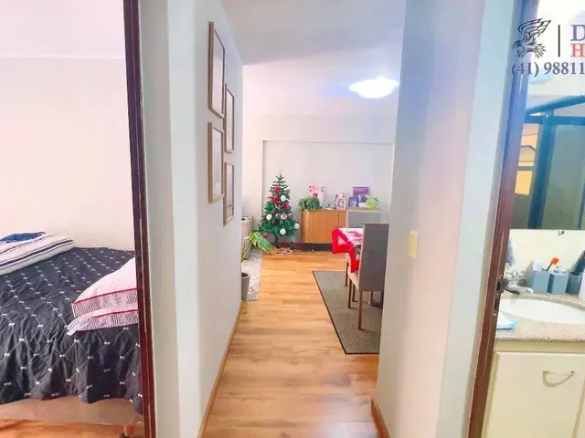 Imagem 5: Apartamento À Venda com 2 Quartos(1 Sendo Suíte), 1 Vaga, no Bairro Bigorrilho