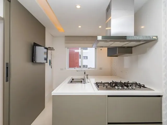 Imagem 12: Apartamento - 3 Quartos- 2 Suítes - 2 Vagas - 256 M2 Priv - Batel