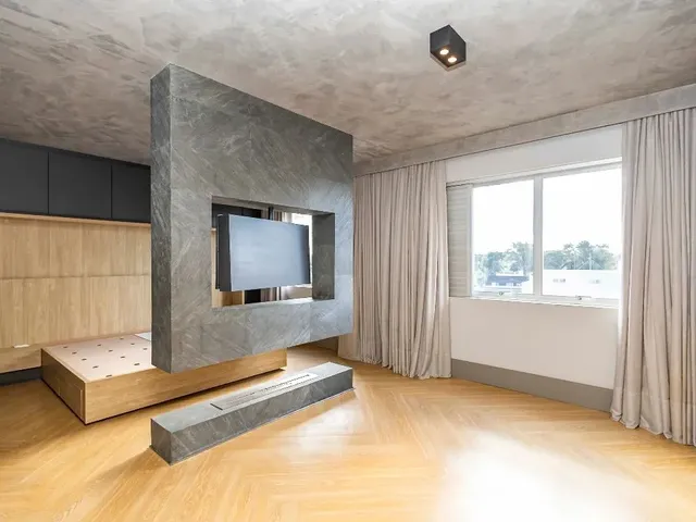 Imagem 2: Apartamento - 3 Quartos- 2 Suítes - 2 Vagas - 256 M2 Priv - Batel