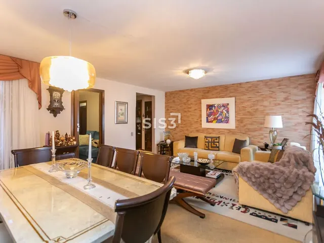 Imagem 5: Casa Próxima Ao Jardim Botânico com 6 Quartos, 4 Vagas, Duas Residências, 273 M²
