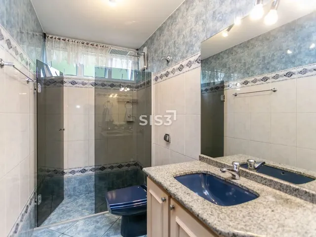Imagem 9: Casa Próxima Ao Jardim Botânico com 6 Quartos, 4 Vagas, Duas Residências, 273 M²