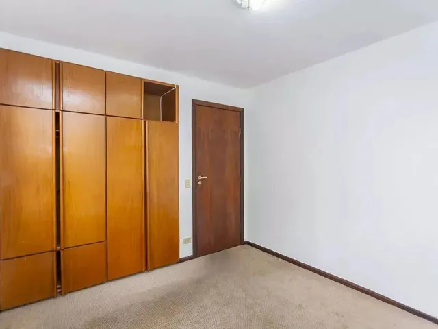 Imagem 3: Apartamento com 3 Quartos no Centro