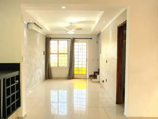 Imagem 1: Casa À Venda com 2 Dormitórios em Condomínio na Cidade de Sumaré