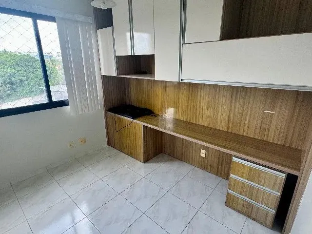 Imagem 7: Apto com Três Quartos Sendo Um Suíte - 92M² - Ponta Negra