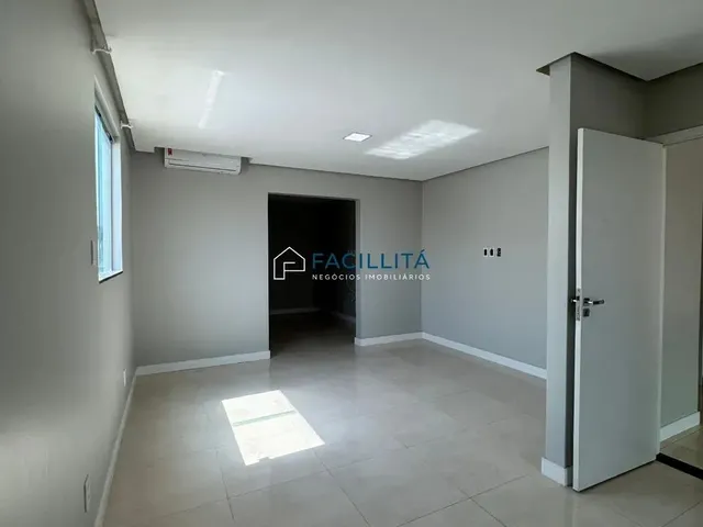 Imagem 12: Casa Duplex À Venda Ou Locação na Morada dos Pássaros com 281M² 3 Suítes na Ponta