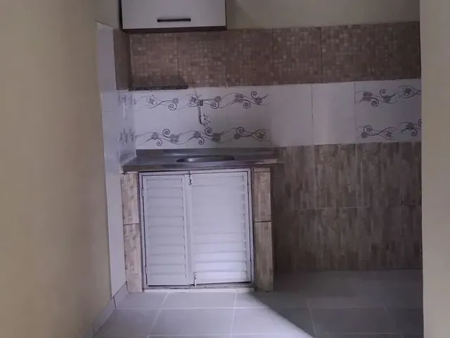 Imagem: Alugo Kitnet Somente para Solteiros Sem