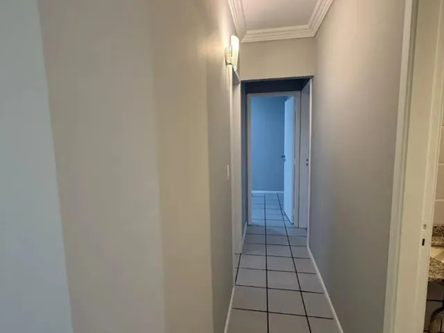 Imagem 4: Apto Cm Três Dormitórios Sendo Um Suíte no Nossa Srª das Graças - 100M²