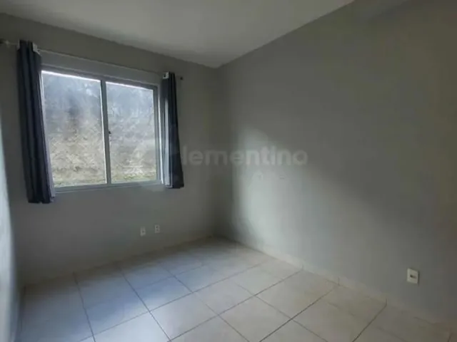Imagem 13: Locação Apto Brisas do Parque 70% Mobiliado/ Av. Nilton Lins Parque das Laranjeiras