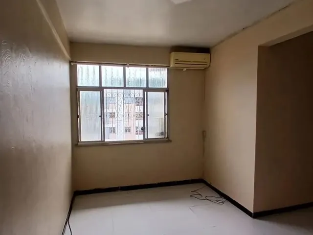 Imagem 4: Apartamento 2 Dormitórios Armário e Ar-Condicionado. Av. Constantino Nery