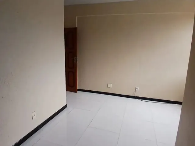 Imagem 11: Apartamento 2 Dormitórios Armário e Ar-Condicionado. Av. Constantino Nery