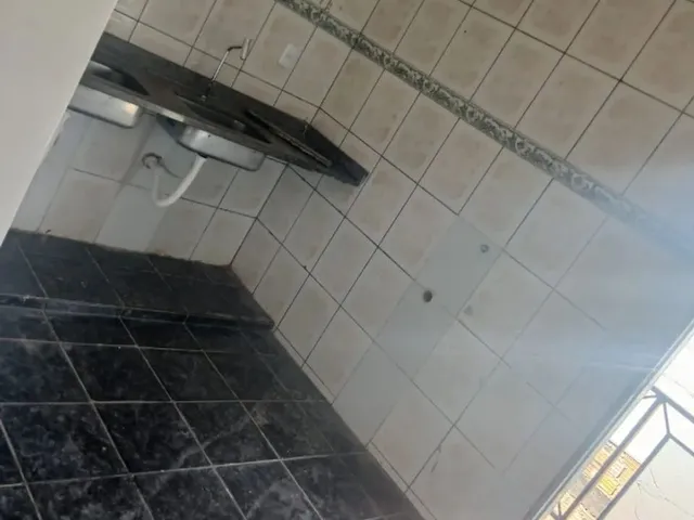 Imagem 13: Alugo Casa na Avenida Tefé - Japiim - 1° Andar