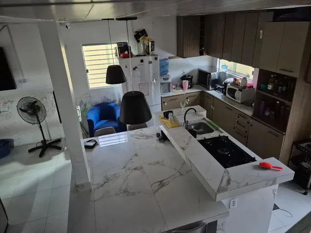Imagem: /Casa no Novo Aleixo com 2 Qrts