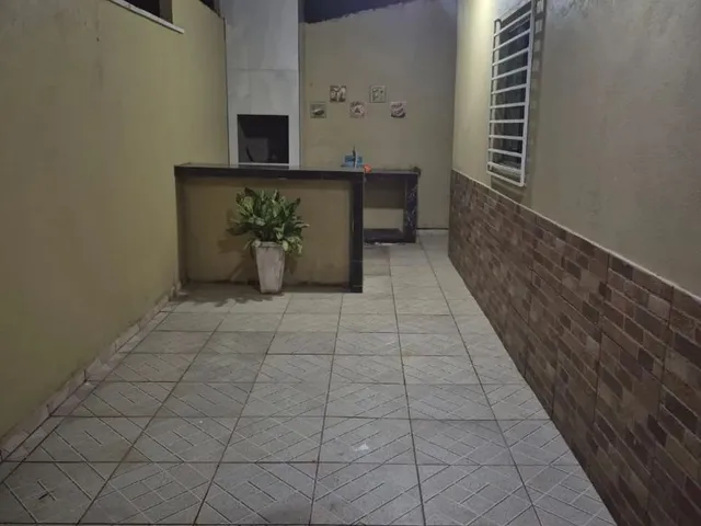 Imagem 5: /Casa no Novo Aleixo com 2 Qrts