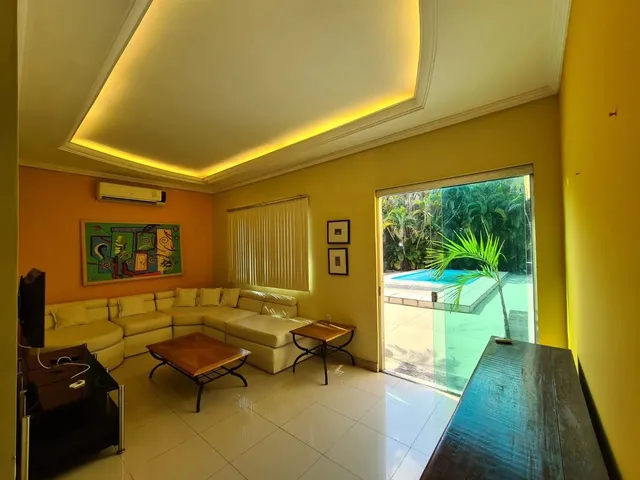 Imagem: Casa P/ Alugar com 4 Quartos (Sendo 2 Suítes)