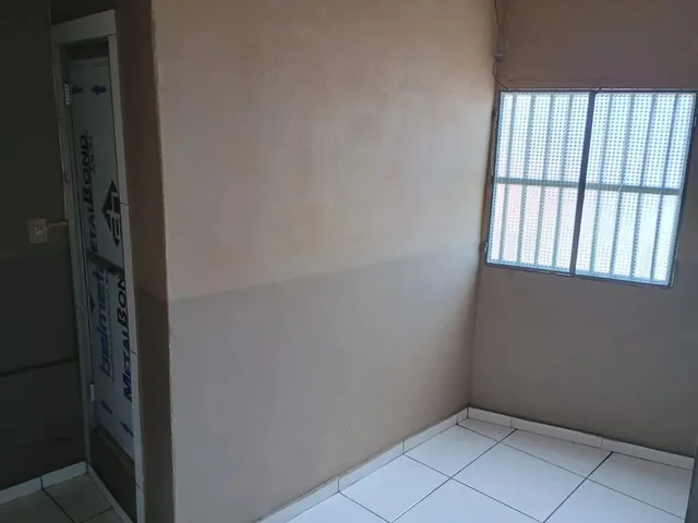 Imagem 5: Aluga Se Quarto Quarto com aluguel por R$600 /mês