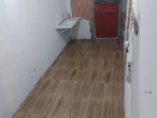 Imagem 4: Aluga Se Um Quarto