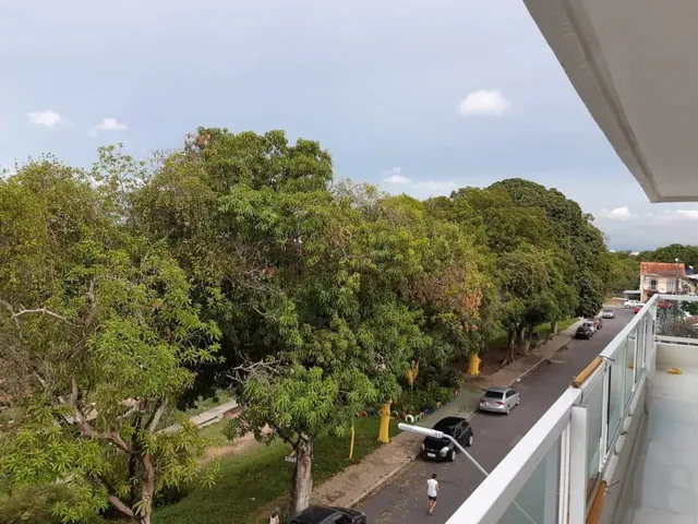 Imagem: Alugo / Apto no 1° Andar de Um Residencial