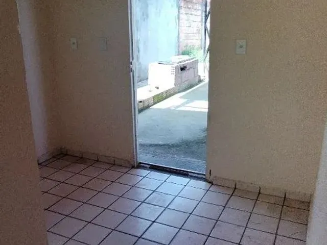 Imagem 16: /Casa com 2 Qrts no Cj Vila Nova
