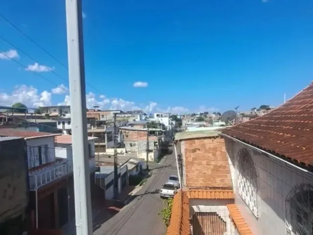 Imagem 12: Alugo / Essa Casa Super Espaçosa Próx Ao Centro de Manaus / 1600+Caução. com Varanda