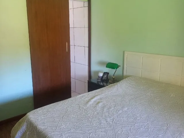 Imagem 6: VENDO casa com terreno 1.304 m²- Barra do Pojuca, 2/4 com suítes e 1 closet, sala